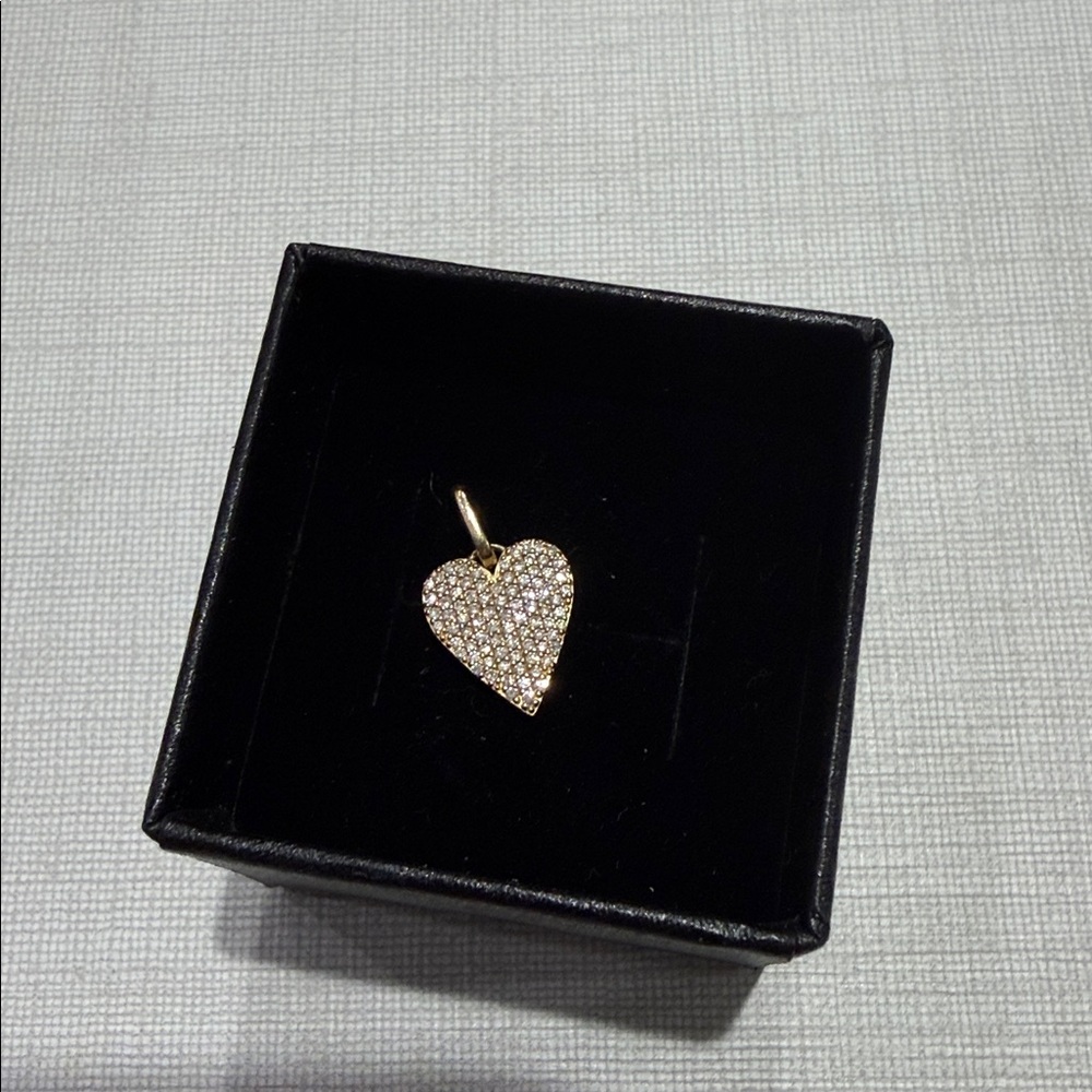 Mejuri Gold 14k gold Diamond Heart Charm - Picture 2 of 3